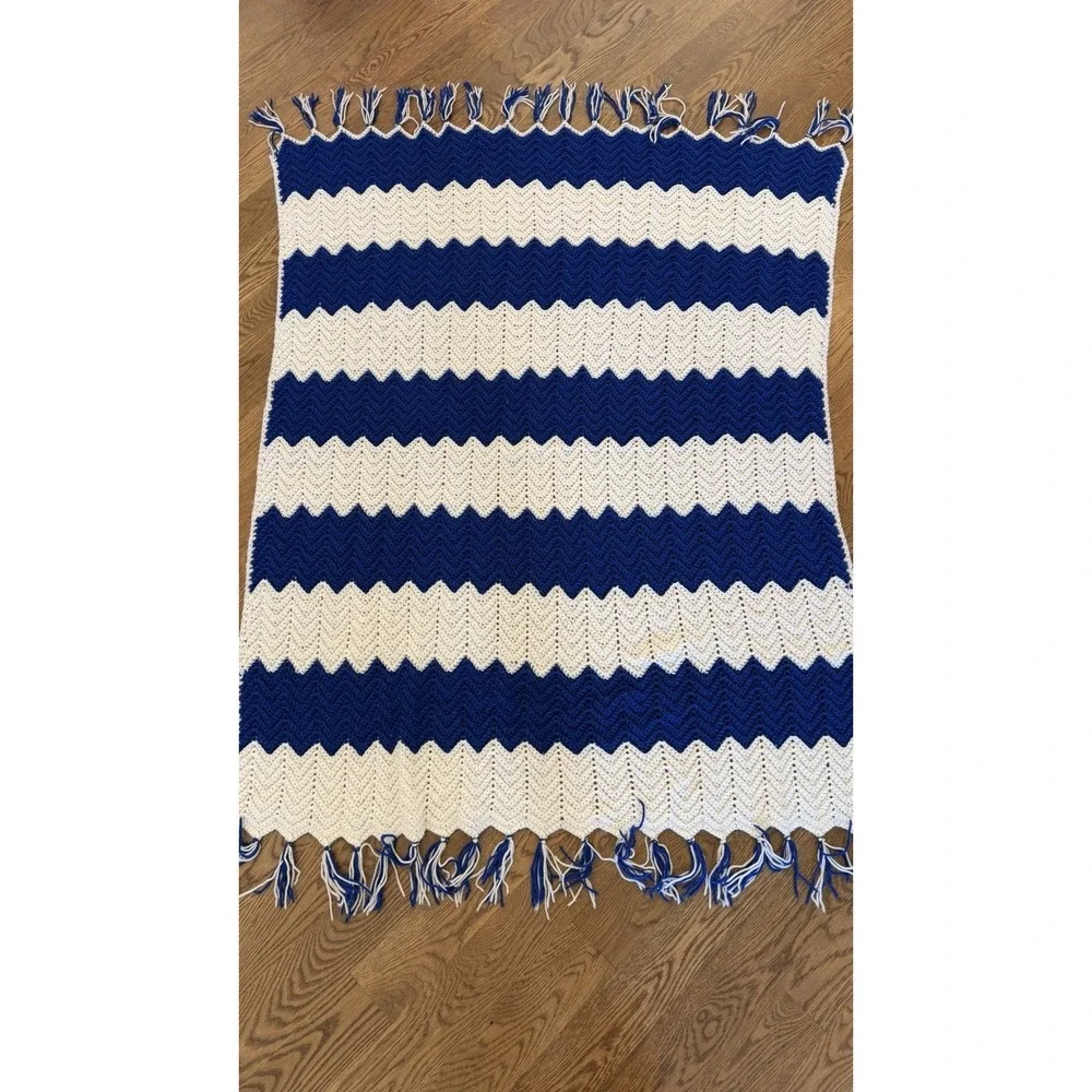 Handmade Crocheted Ripple Afghan Throw Blanket Blue White Chevron Fringe 57x49